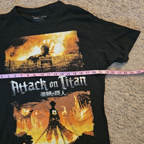 Attack on Titan Graphic Tee Shirt Ripple Junction Size  Large - Picture 6 of 7